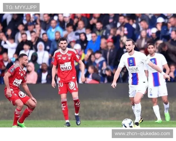 埃因霍温主场上演逆转好戏六比二狂胜那不勒斯震惊全场